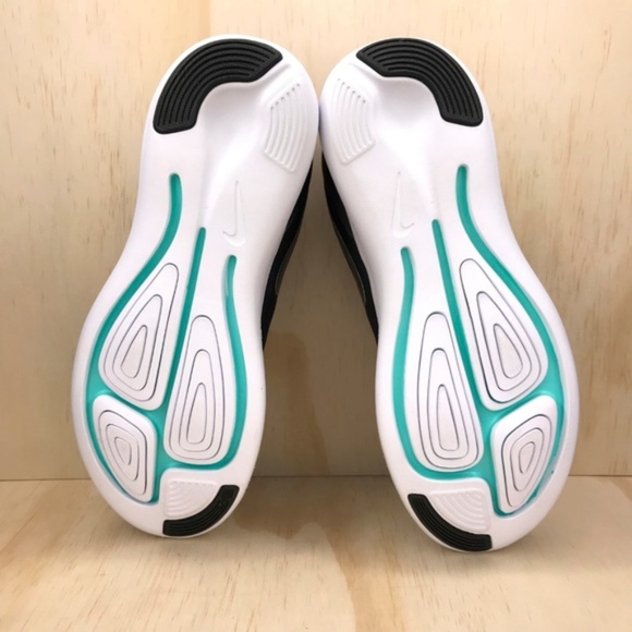 COPY - NEW Nike Lunar Apparent Black Solar Red - Picture 6 of 7